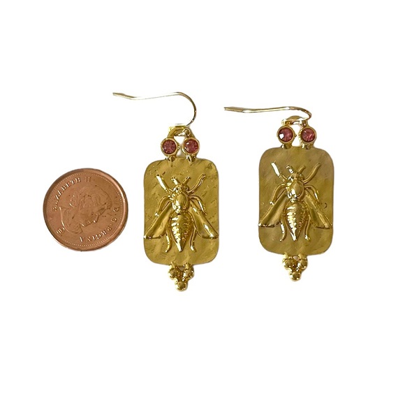 Bohemian Bee Design Earrings - Picture 3 of 8